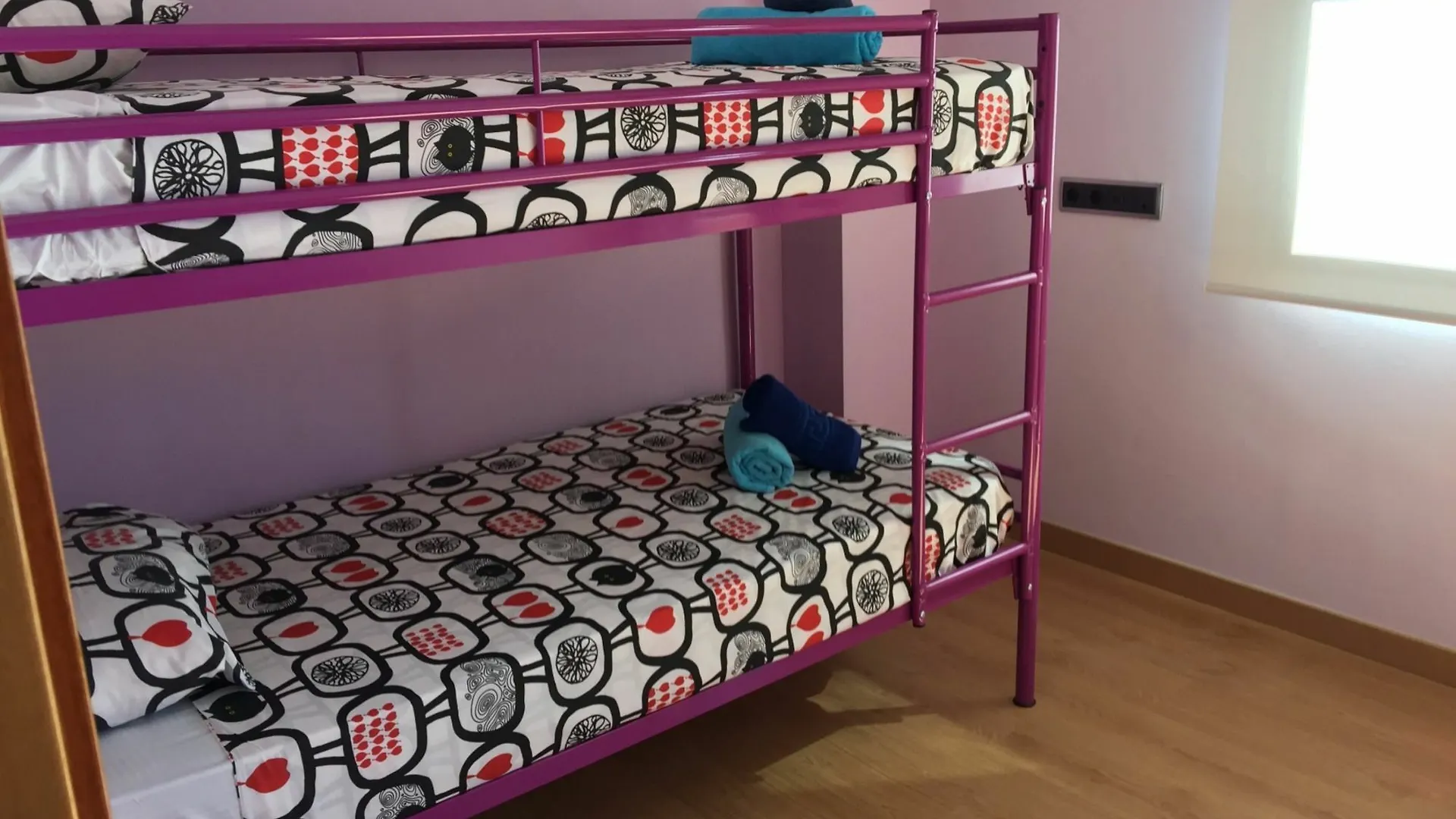 Apartamento Vivalidays Laia Barcelona Santa Susana